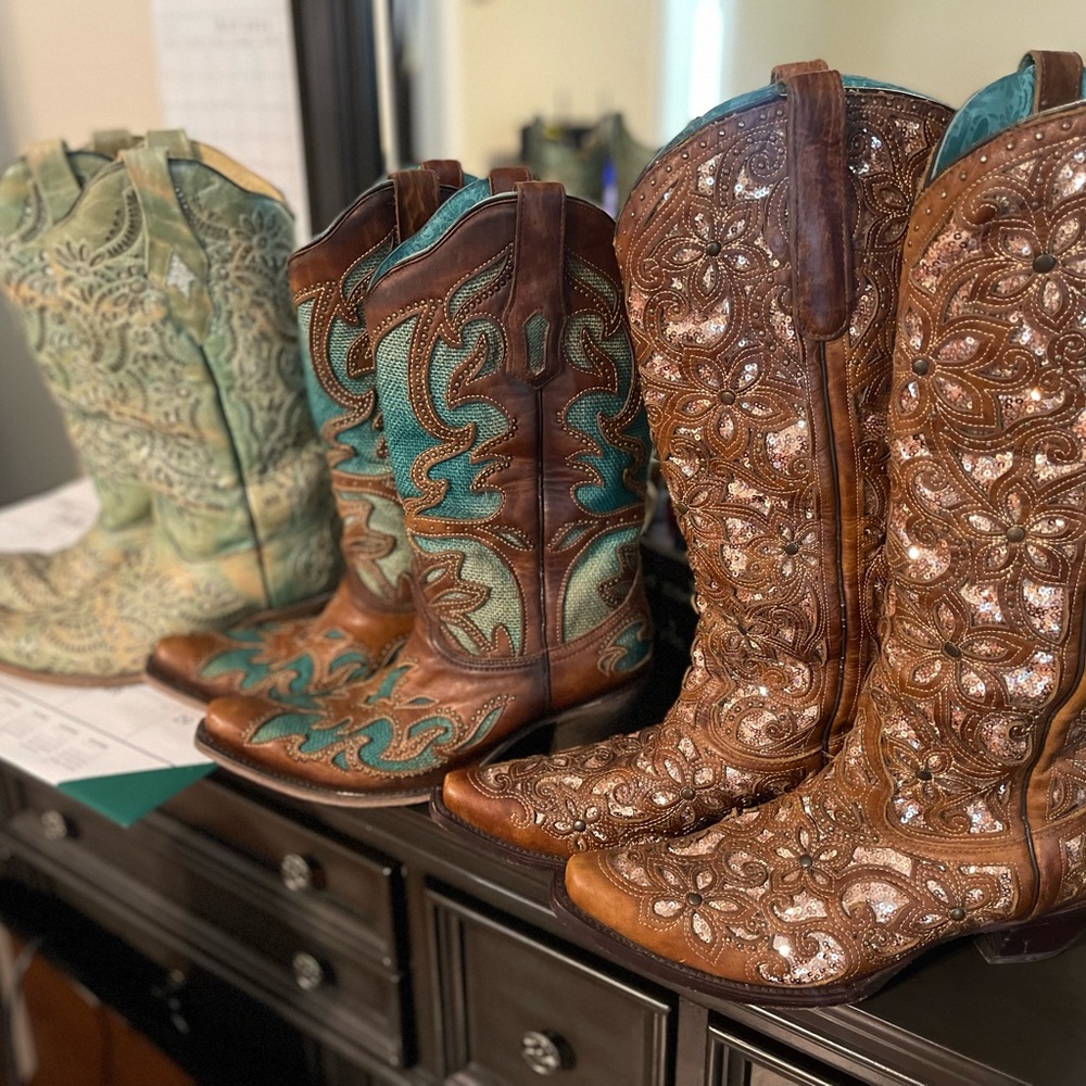 Ladies Size 11 Cowboy Boots